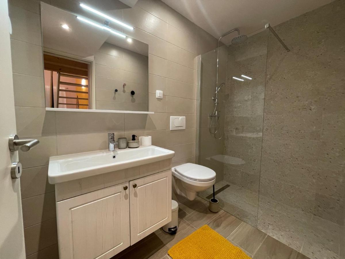 Stella Marina Deluxe Apartment 波雷奇 外观 照片